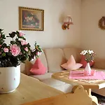 Gaestehaus Anja * 奥伯斯特多夫